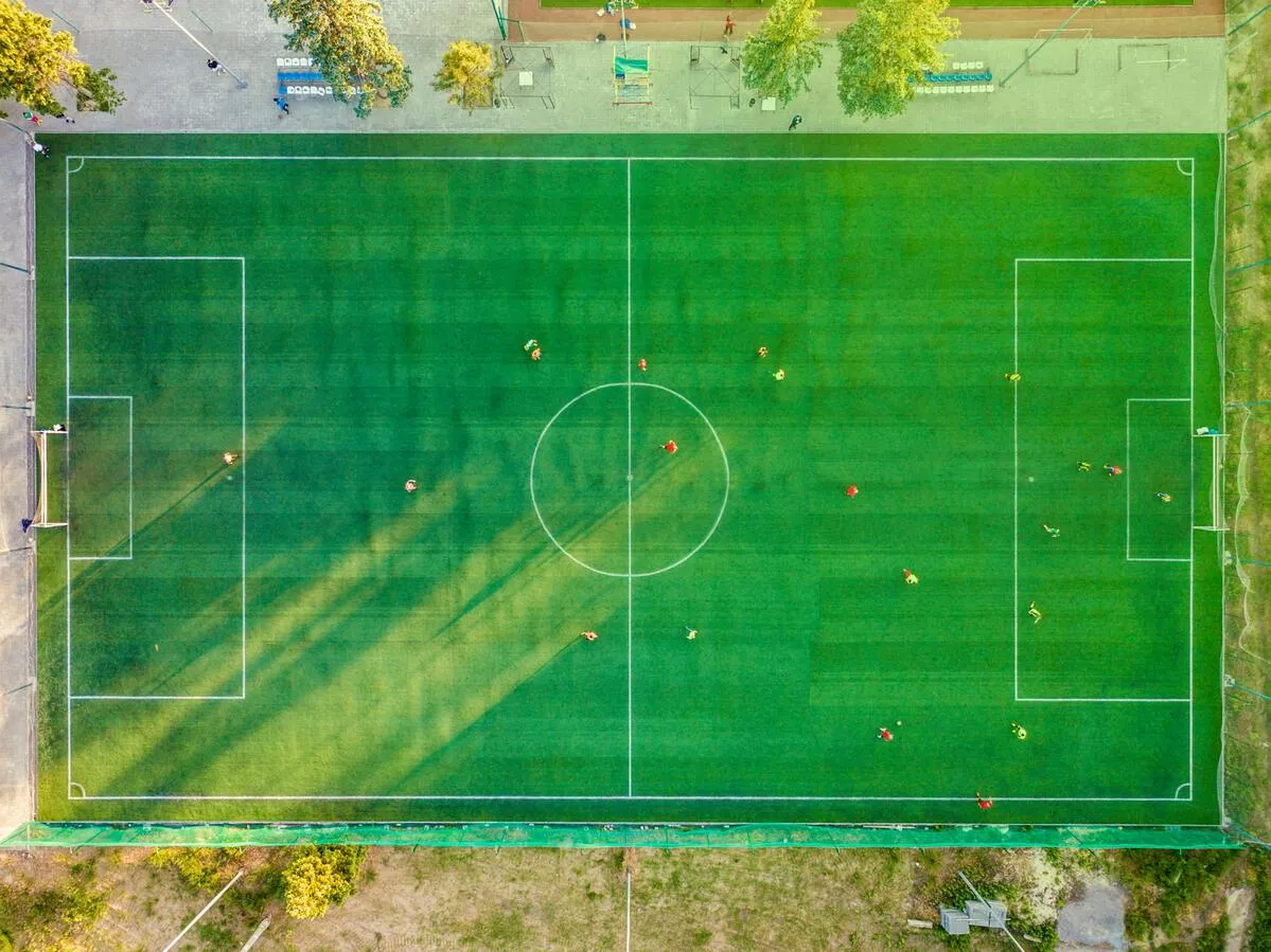 麦迪：詹姆斯确实主宰联盟 但乔丹依然是我心中的篮球之神